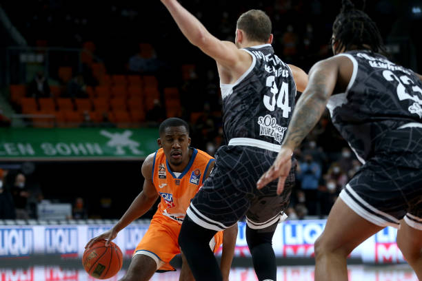 守策略发挥 守策略发挥