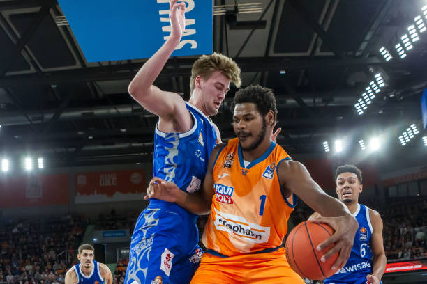 曼联为何提 曼联为何提